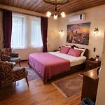 Отель Milat Cave 2*